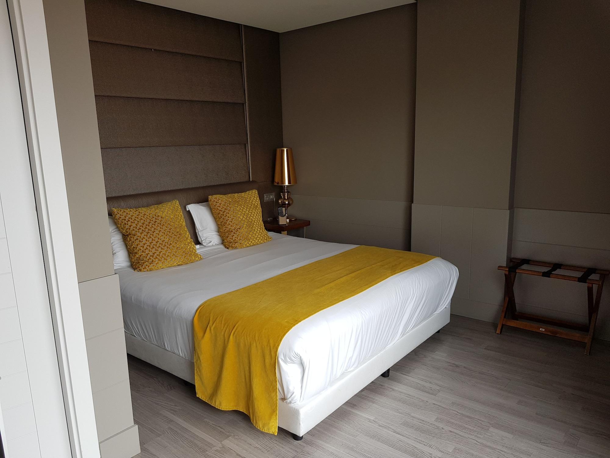 Hotel Art Santander (Adults Only) Bagian luar foto