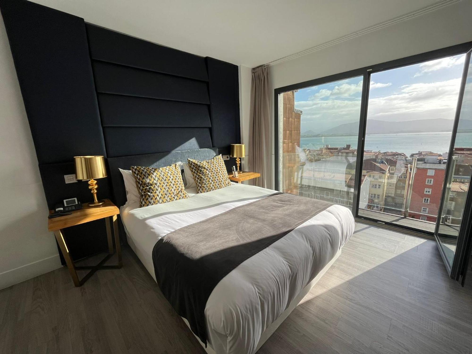 Hotel Art Santander (Adults Only) Bagian luar foto