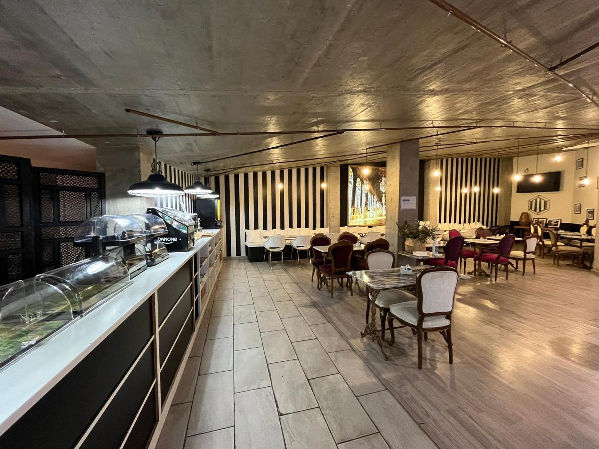 Hotel Art Santander (Adults Only) Bagian luar foto