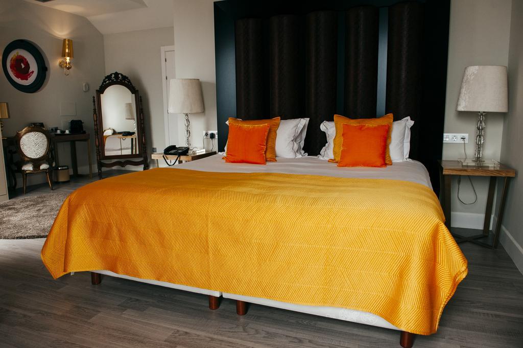 Hotel Art Santander (Adults Only) Bagian luar foto