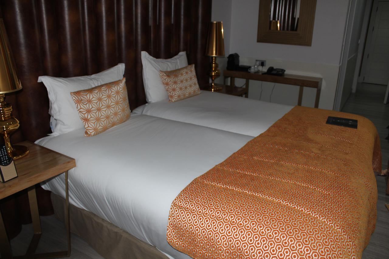 Hotel Art Santander (Adults Only) Bagian luar foto